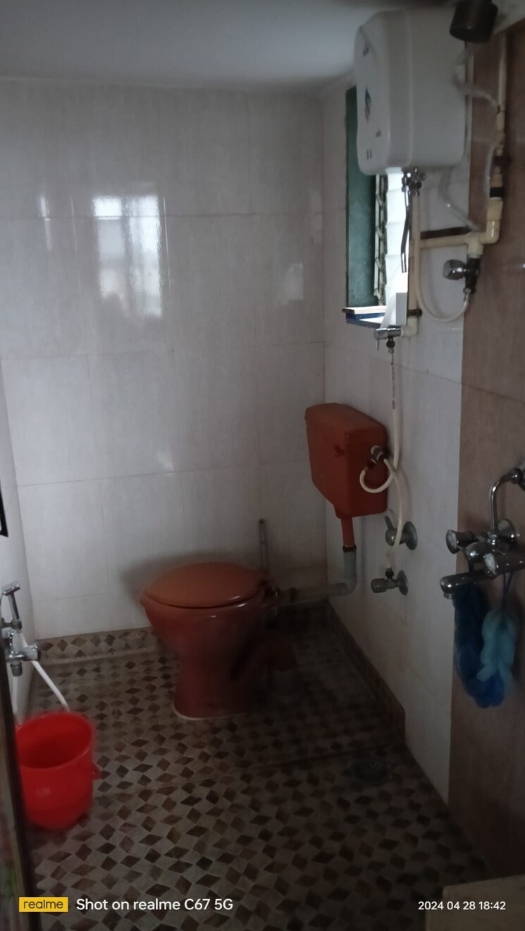 Bathroom, deepal-chs 2 Bedroom 800 Sq.Ft. Apartment In Dombivli West Thane 9054332