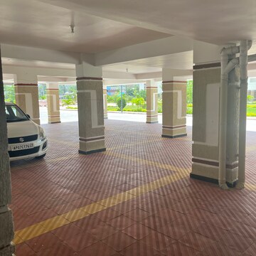 Parking in 3 BHK Apartment at Samhita Splendid Homes, Tadepalli – for Sale