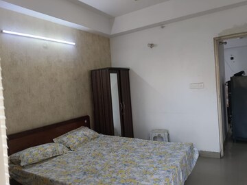 Bedroom in 2 BHK Apartment at Supertech Cape Town, Sector 74 – for Rent
