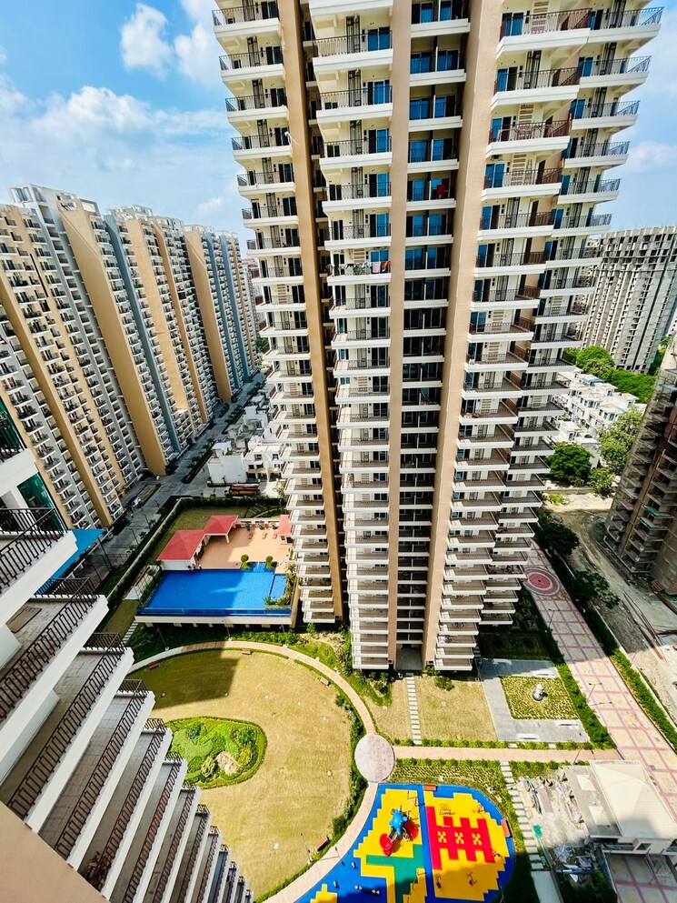 Exterior View, ska-divya-towers 3 Bedroom 745 Sq.Ft. Apartment In Sector 16 Greater Noida Greater Noida 9054363