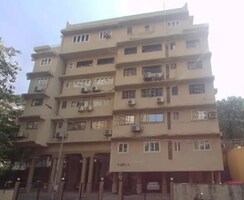 2 BHK + Pooja Room Apartment For Sale in Malabar Hill