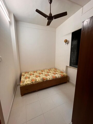  Pg For Rent in Worli