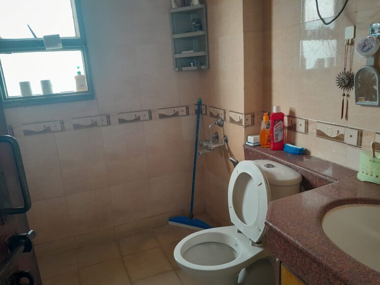 Bathroom, army-sispal-vihar 2 Bedroom 1295 Sq.Ft. Apartment In Sector 49 Gurgaon 9054383