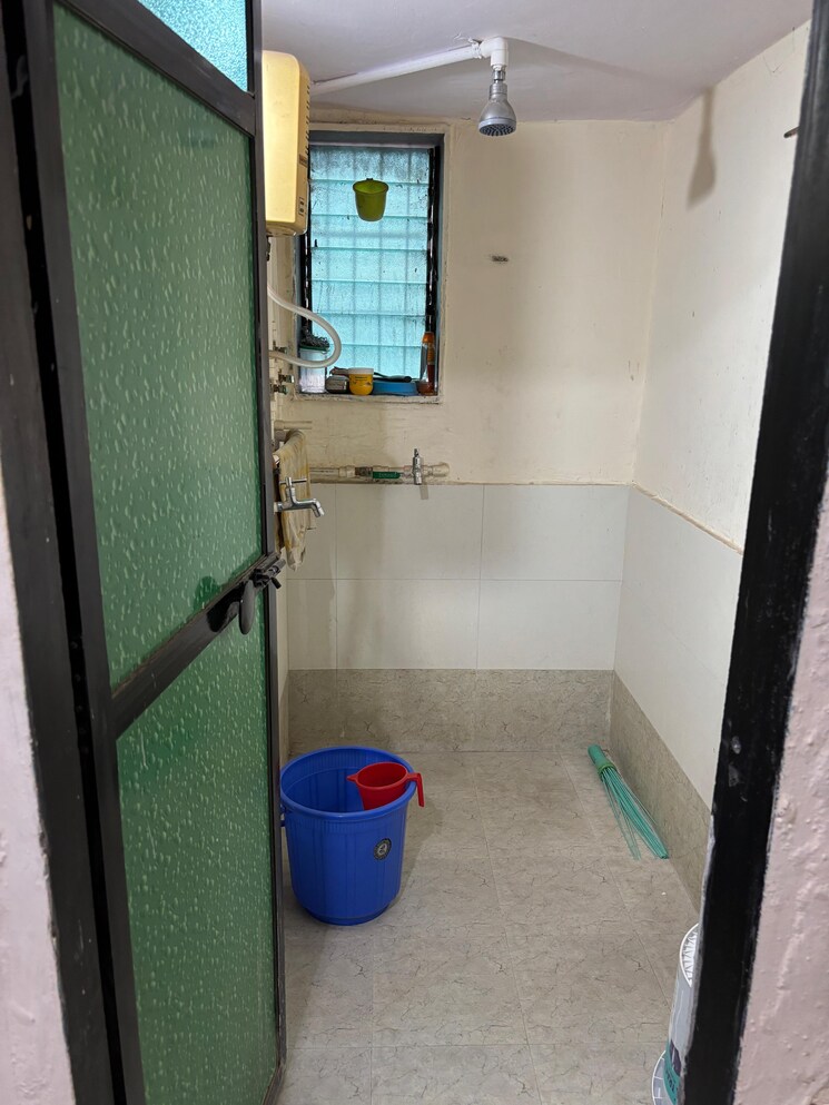 Bathroom, shradha-saburi-apartment 1 Bedroom 525 Sq.Ft. Apartment In Dombivli East Thane 9054396