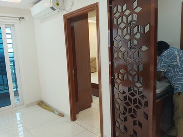 Room in 2.5 BHK Apartment at Aparna Sarovar Zenith, Nallagandla – for Rent