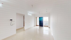 Room in 2 BHK Apartment at Lalani Grandeur, Goregaon East – for Sale