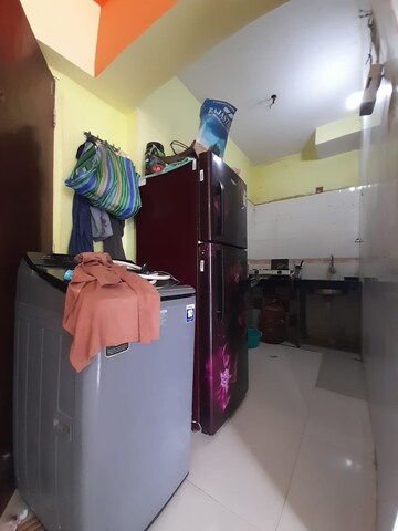 Furnished Amenities in 1 RK Apartment at Summit Apartment, Goregaon East – for Rent