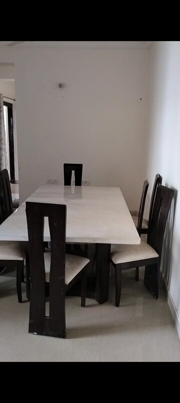 Team Area in 2.5 BHK Apartment at Antriksh Golf Link, Sector 1 Greater Noida – for Rent