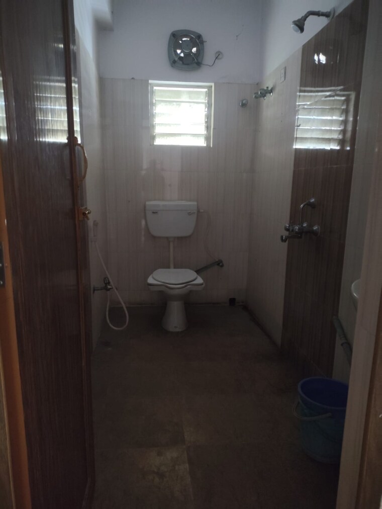 Bathroom, new town 3 Bedroom 1050 Sq.Ft. Apartment In New Town Kolkata 9054490