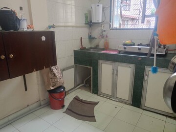 Living Room in 1 BHK Apartment at Andheri East – for Rent