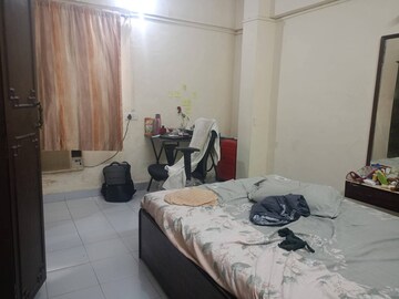 Team Area in 1 BHK Apartment at Andheri East – for Rent