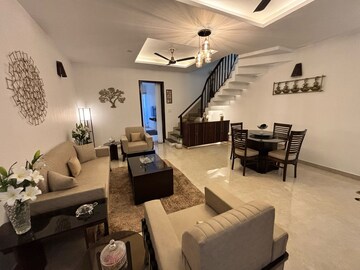 Team Area in 3.5 BHK Villa at Canal Road – for Sale