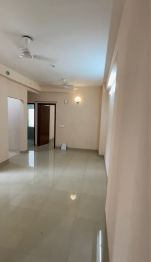 Building Lobby in 2.5 BHK Apartment at Amrapali Dream Valley, Amrapali Dream Valley – for Sale