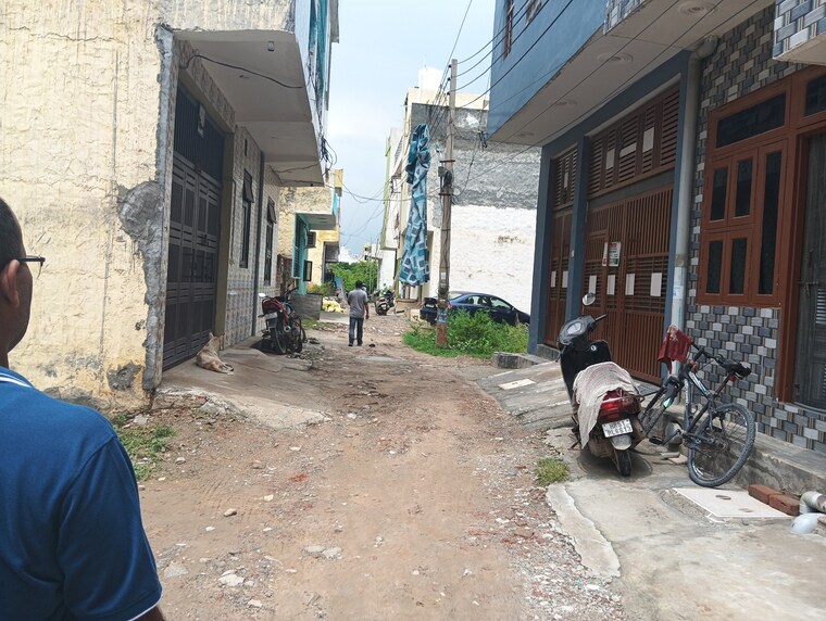 Exterior View, bharat colony  135 Sq.Yd. Plot In Bharat Colony Faridabad 9054522