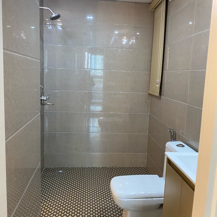 Bathroom, sikka-karnam-greens 2.5 Bedroom 1265 Sq.Ft. Apartment In Garhi Village Noida 9054530