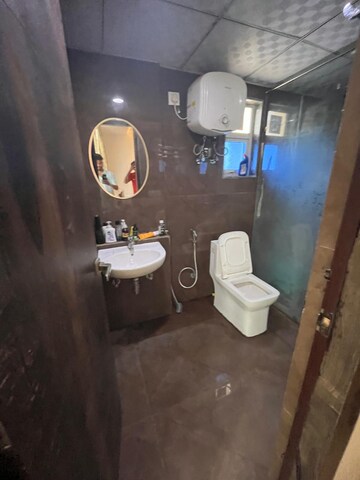 Bathroom in 3 BHK Apartment at Capital Athena, Sector 1 Greater Noida – for Rent
