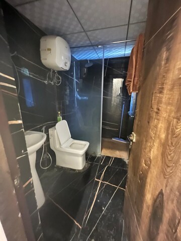 Team Area in 3 BHK Apartment at Capital Athena, Sector 1 Greater Noida – for Rent