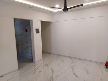 Room in 2 BHK Apartment at Andheri West – for Rent