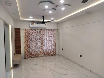 Room in 2 BHK Apartment at Andheri West – for Rent
