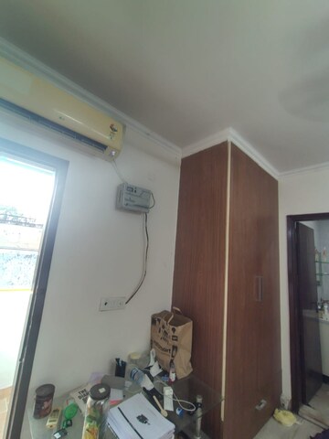 Furnished Amenities in 1 BHK Builder Floor at Savitri Nagar – for Rent