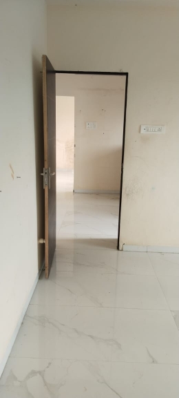 2 BHK + Extra Room Apartment For Rent in Suraj Ave Maria