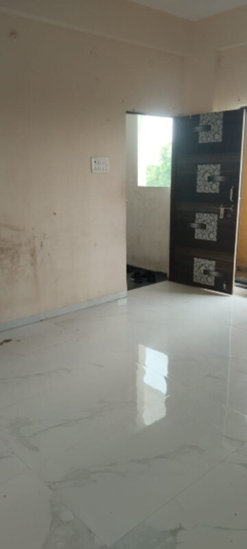 Room in 2 BHK Apartment at Suraj Ave Maria, Dadar West – for Rent