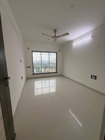 Room in 3 BHK Apartment at Andheri West – for Rent