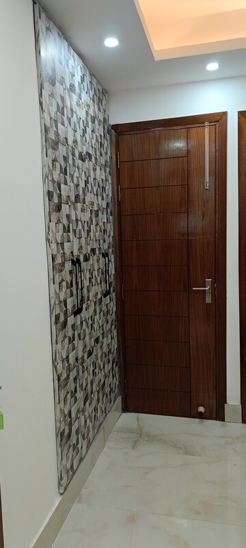 Bathroom in 3 BHK Builder Floor at Saket – for Rent