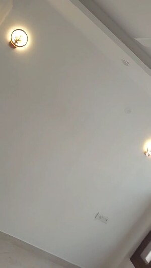 Furnished Amenities in 3 BHK Builder Floor at Malviya Nagar – for Sale