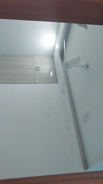 Furnished Amenities in 3 BHK Builder Floor at Malviya Nagar – for Sale