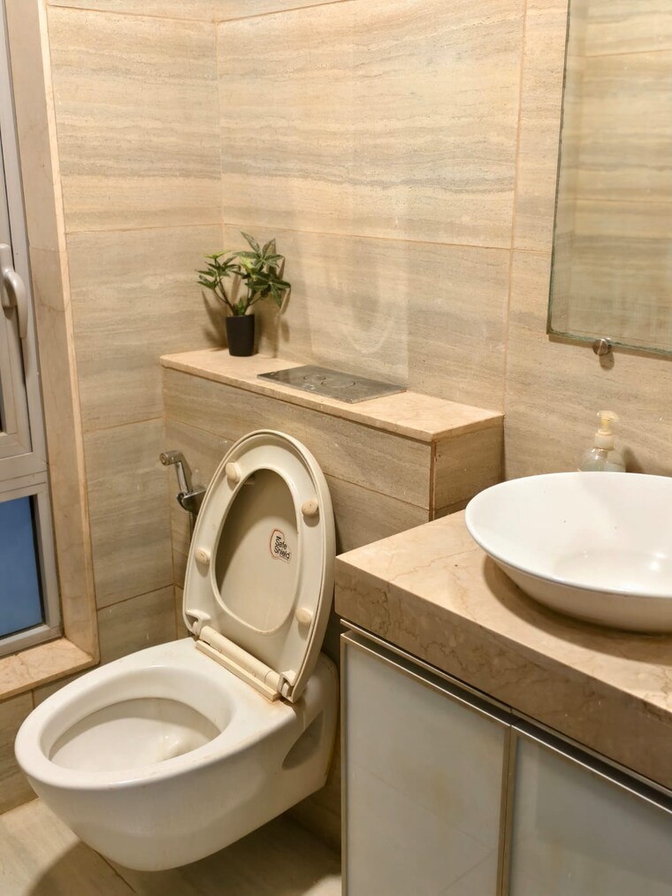Bathroom, oberoi-realty-esquire 3 Bedroom 1366 Sq.Ft. Apartment In Goregaon East Mumbai 9054640