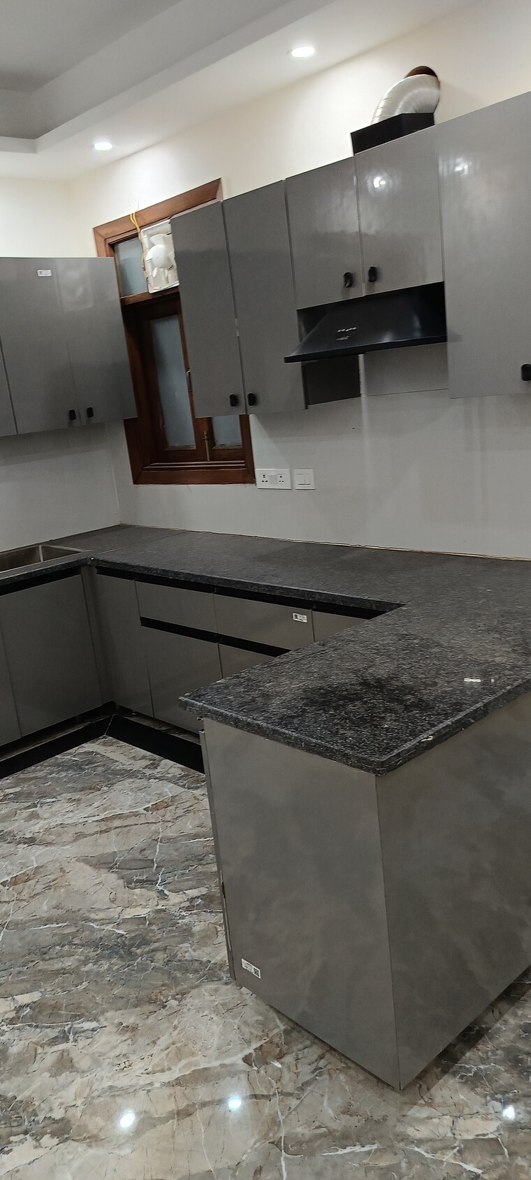 Kitchen, saket 3 Bedroom 1400 Sq.Ft. Builder Floor In Saket Delhi 9054629