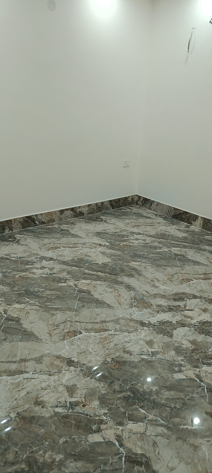 Room, saket 3 Bedroom 1400 Sq.Ft. Builder Floor In Saket Delhi 9054629