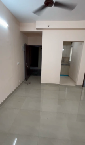 Room in 3 BHK Apartment at Amrapali Dream Valley, Amrapali Dream Valley – for Sale