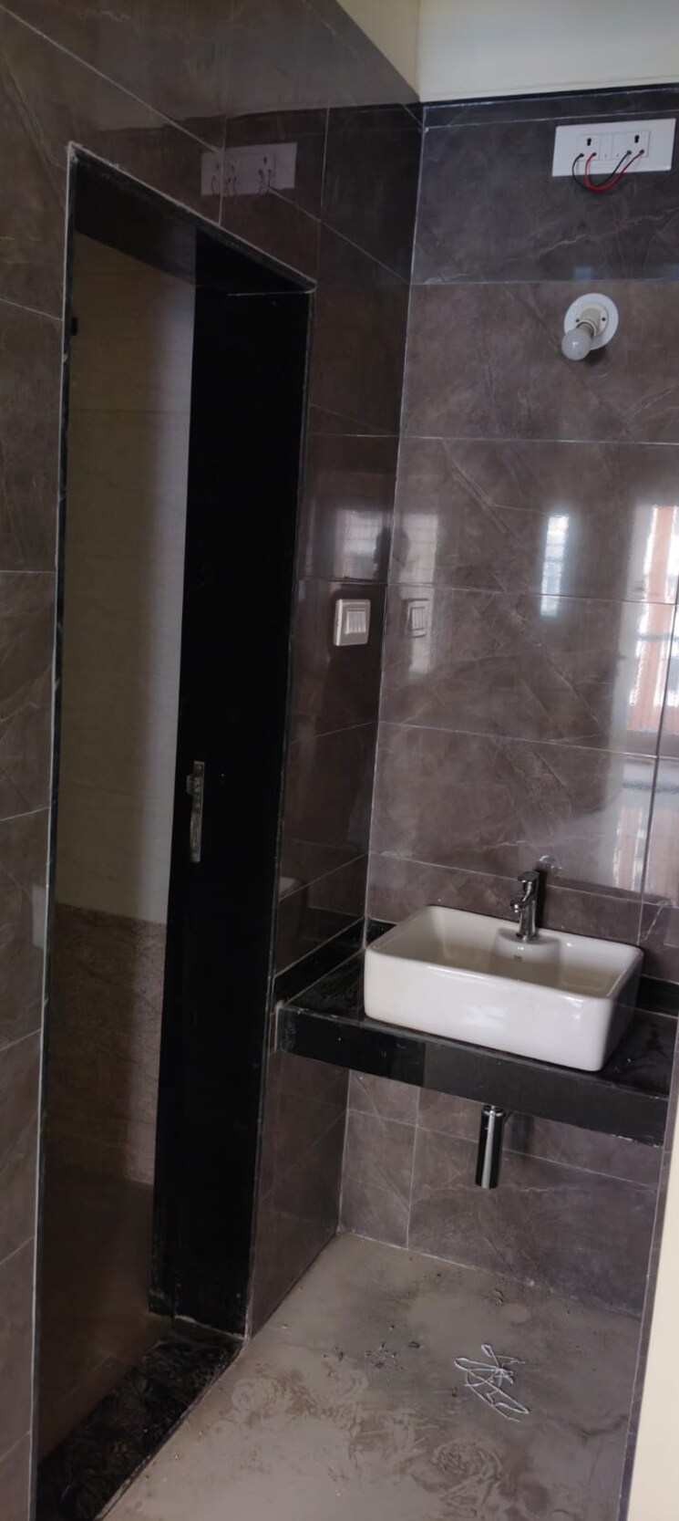 Bathroom, parth-nilay 2 Bedroom 850 Sq.Ft. Apartment In Sus Pune 9054642