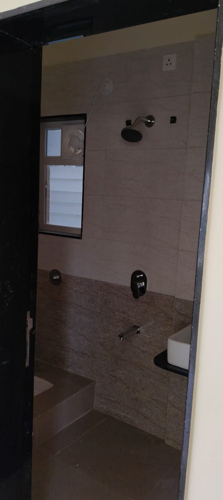 Bathroom, parth-nilay 2 Bedroom 850 Sq.Ft. Apartment In Sus Pune 9054642