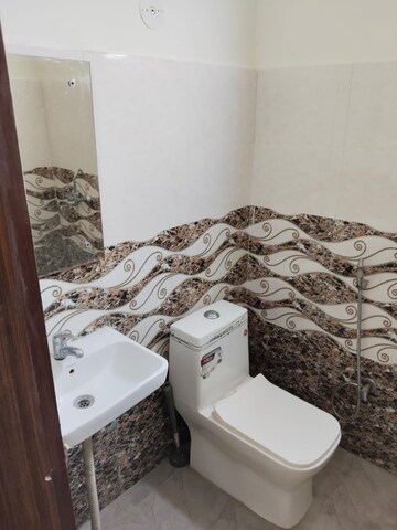Balcony in 3 BHK Builder Floor at Sector 57 – for Rent