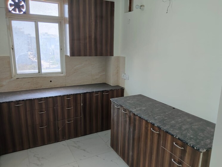 Kitchen, sector 57 3 Bedroom 1700 Sq.Ft. Builder Floor In Sector 57 Gurgaon 9054652