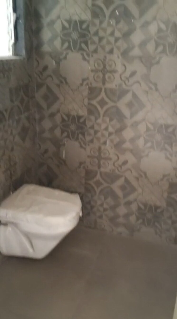 Bathroom, neelkamal-chs-lower-parel 1 Bedroom 450 Sq.Ft. Apartment In Lower Parel Mumbai 9054656