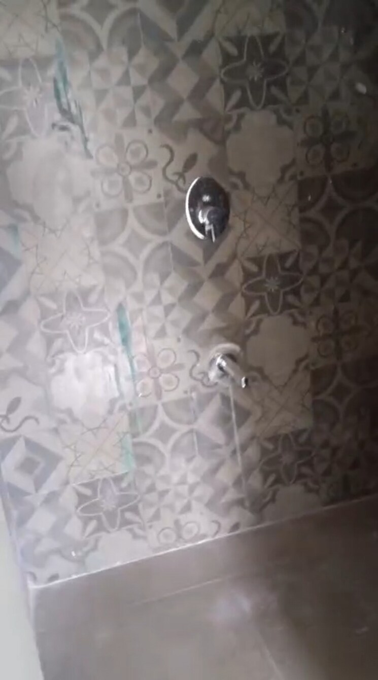 Bathroom, neelkamal-chs-lower-parel 1 Bedroom 450 Sq.Ft. Apartment In Lower Parel Mumbai 9054656