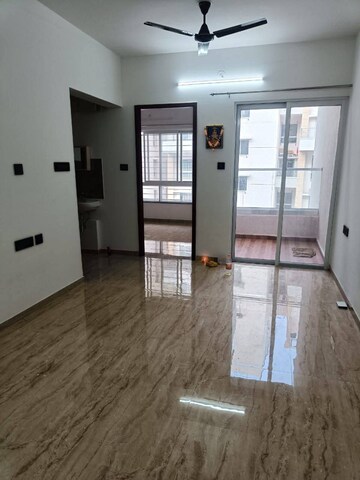 Room in 1 BHK Apartment at VTP Leonara, Mahalunge – for Rent