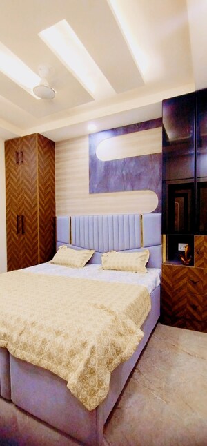 Bedroom in 3 BHK Builder Floor at Uttam Nagar – for Sale