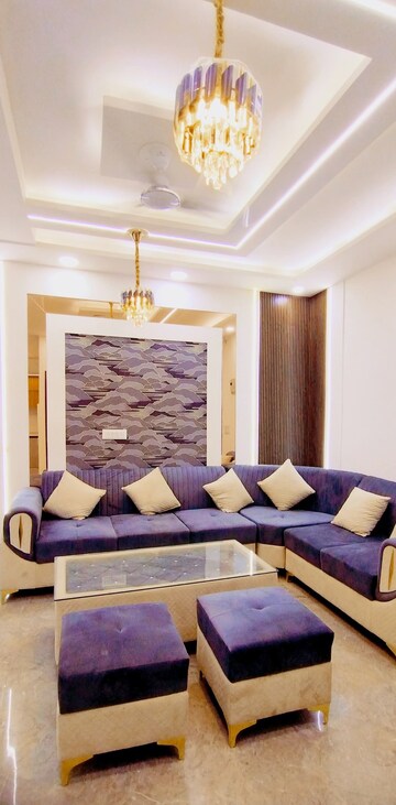 Bedroom in 3 BHK Builder Floor at Uttam Nagar – for Sale