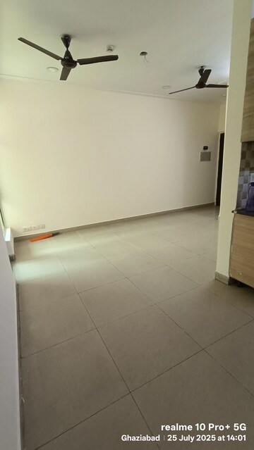2.5 BHK Apartment For Sale in Gaur City 2 - 12th Avenue, Sector 16c Greater Noida