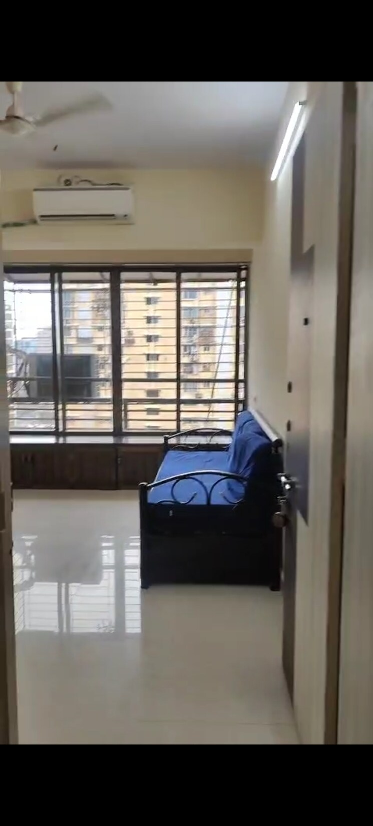 Parking, kapila-chs 1 Bedroom 380 Sq.Ft. Apartment In Prabhadevi Mumbai 9054686