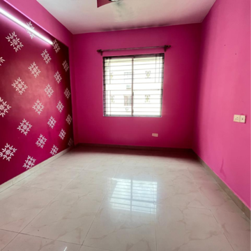 Room in 2 BHK Apartment at Ideal Enclave Rajarhat New Town, Bablatala – for Rent