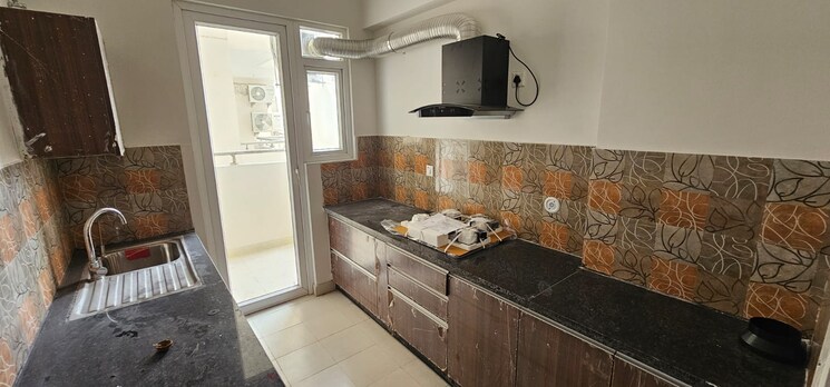 Kitchen, hero-homes-gurgaon 3 Bedroom 1389 Sq.Ft. Apartment In Sector 104 Gurgaon 9054684