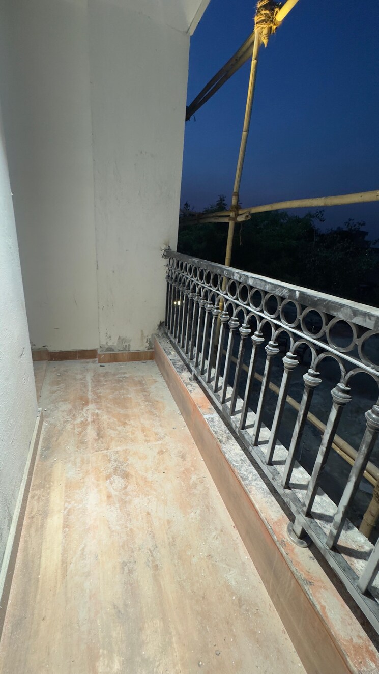 Balcony, palm-residency-chhatarpur 1 Bedroom 450 Sq.Ft. Builder Floor In Chattarpur Delhi 9054691