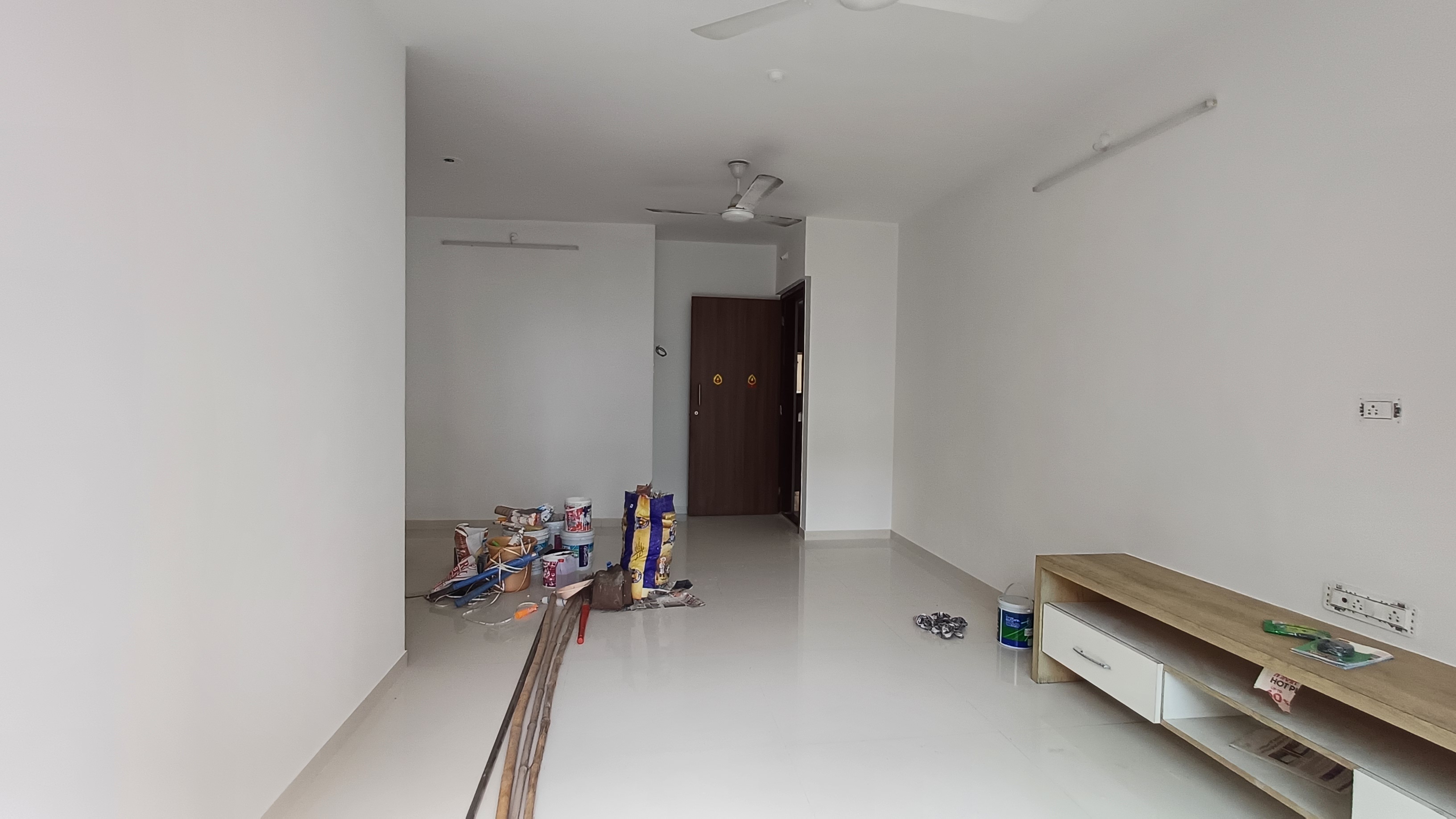3 BHK + Extra Room Apartment For Rent in Dev Ashoka Apartment