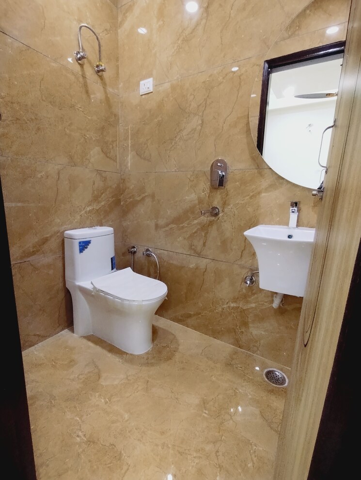 undefined, uttam nagar west 3 Bedroom 900 Sq.Ft. Builder Floor In Uttam Nagar West Delhi 9054699